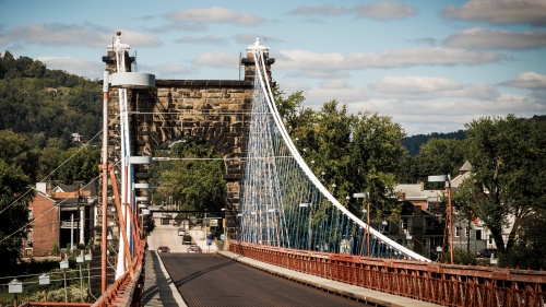 Wheeling suspension bridge