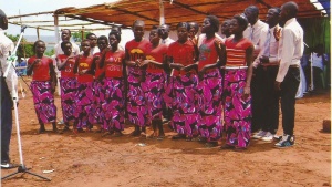 Young members of the Church in Angola sing special music at the Feast of Tabernacles in Luanda. 