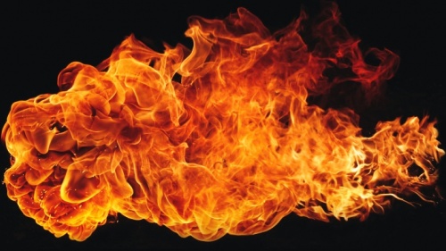 Uma chama de fogo.