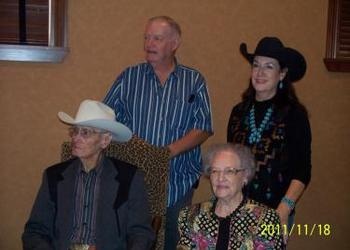  Coleman, Texas, Congregation Celebrates 100th Birthday of Local Member